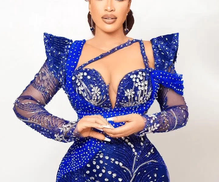 “I don’t know him, I’ve seen him once” – Nigerians dig out old video of Tonto Dikeh denying Iyanya